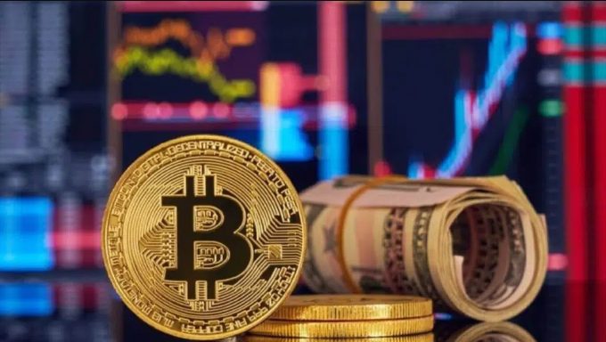 Lze bitcoiny vyměnit za skutečné peníze?
